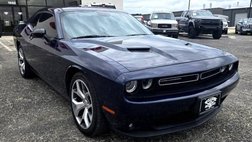 2016 Dodge Challenger SXT Plus