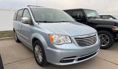 2013 Chrysler Town and Country Touring-L