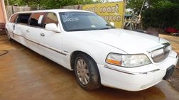 2003 Lincoln Town Car Executive
