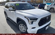 2023 Toyota Sequoia SR5