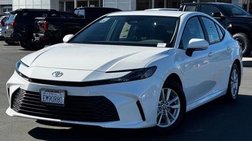 2026 Toyota Camry LE FWD