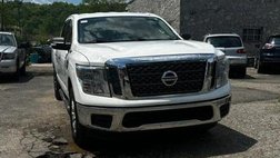 2017 Nissan Titan SV