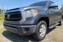 2014 Toyota Tundra SR