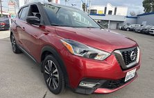 2019 Nissan Kicks SR