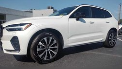 2025 Volvo XC60 B5 Core Dark Theme