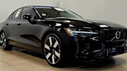 2024 Volvo S60 Recharge T8 Core Dark Theme
