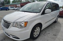 2014 Chrysler Town and Country Touring