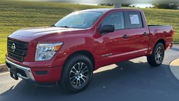 2022 Nissan Titan SV