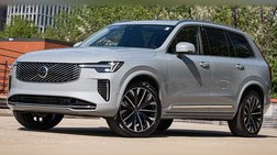 2025 Volvo XC90 B6 Plus Bright Theme 7P