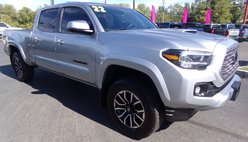 2022 Toyota Tacoma SR5 Double Cab 6' Bed V6 AT (Natl)