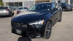 2025 Volvo XC60 B5 Plus Dark Theme