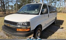 2025 Chevrolet Express LT 3500
