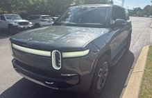 2023 Rivian R1S Adventure