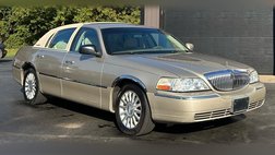 2004 Lincoln Town Car Signature