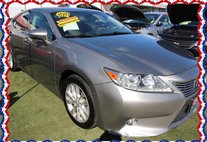 2015 Lexus ES 300h Base