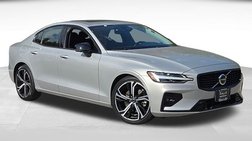 2024 Volvo S60 B5 Plus Dark Theme