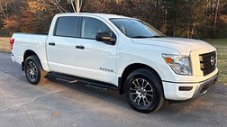 2024 Nissan Titan SV