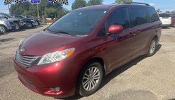 2017 Toyota Sienna LE 8-Passenger