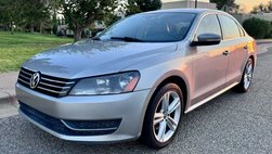 2014 Volkswagen Passat 1.8T SE