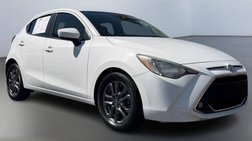 2020 Toyota Yaris Hatchback LE