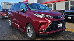 2023 Toyota Sienna XSE 7-Passenger