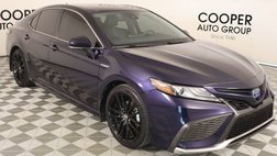 2021 Toyota Camry Hybrid XSE