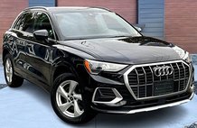 2021 Audi Q3 quattro Premium 40 TFSI
