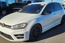 2017 Volkswagen Golf R 4Motion