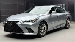 2022 Lexus ES 300h Luxury