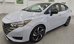 2023 Nissan Versa SR