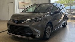2024 Toyota Sienna XLE 7-Passenger