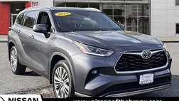 2022 Toyota Highlander Hybrid Platinum