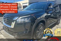 2022 Nissan Pathfinder SV