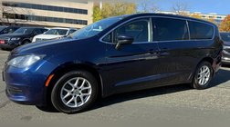 2020 Chrysler Voyager LX
