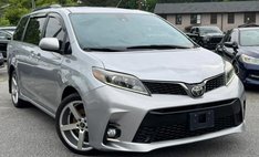 2018 Toyota Sienna SE 8-Passenger