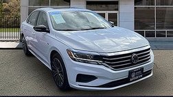 2022 Volkswagen Passat Limited Edition