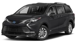 2021 Toyota Sienna LE 8-Passenger