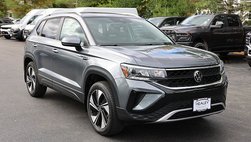 2024 Volkswagen Taos SE 4Motion