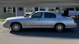 2010 Lincoln Town Car Signature Limited