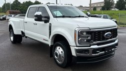 2023 Ford F-450 Super Duty Lariat