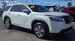 2024 Nissan Pathfinder SL