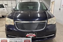 2011 Chrysler Town and Country Touring-L