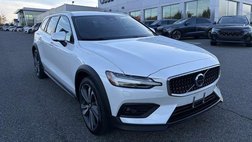 2024 Volvo V60 Cross Country B5 Plus