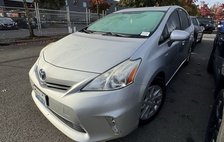 2014 Toyota Prius v Two