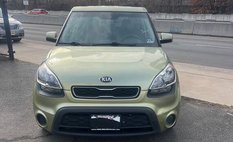 2013 Kia Soul Base