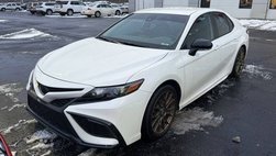 2023 Toyota Camry Hybrid SE Nightshade