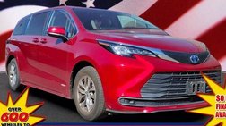 2021 Toyota Sienna LE 8-Passenger