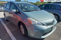 2014 Toyota Prius v Two
