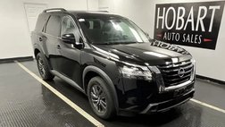2022 Nissan Pathfinder SV