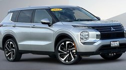 2022 Mitsubishi Outlander ES